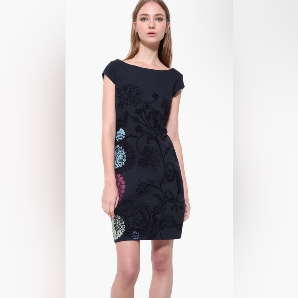 Desigual Crhystel Dress Art to‎ Wear Embroidered Floral Velvet Burnout Black M